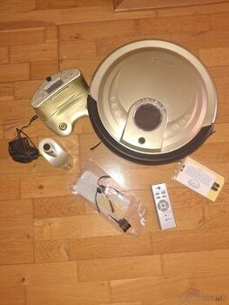 Robotický vysávač.