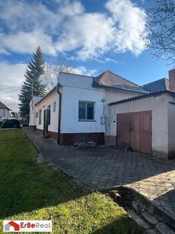 Predaj víkendového domu v peknom prostredí obce Tajná.