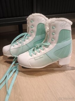 Dievčenské korčule č.37