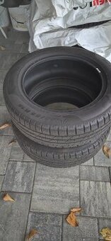 2 zimné pneumatiky – 235/55 R18 – Pirelli Sottozero Winter