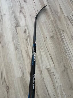 Hokejka Bauer Nexus E50 PRO