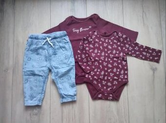 Body s dlhým rukávom a tenké rifle, veľkosť 74