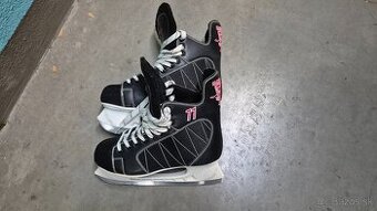 Zimné korčule veľkosť 44