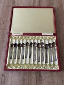 Predam supravu pozlatenych lyziciek