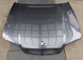 Kúpim na BMW E46 facelift prednú kapotu blatníky nárazník