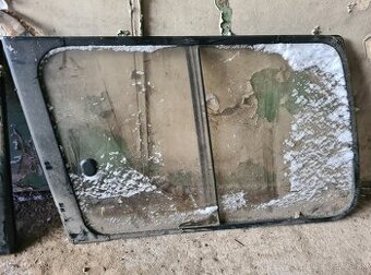 Zadné okno Pajero 2 Facelift