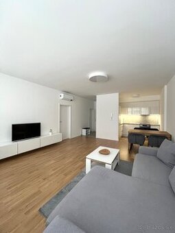 Prenájom 2 izbový byt pri Kuchajde komplet zariadený