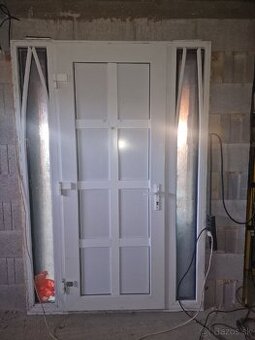 Plastove dvere. 160cm x 230cm.