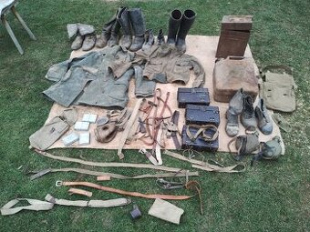 Vyklízení půdy domu wehrmacht výstroj z druhé světové války