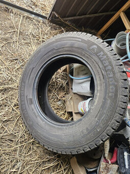 215/75 r16c 116 matador letné