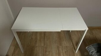 Jedálenský stôl IKEA