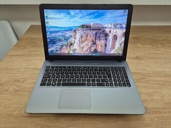 Asus Vivobook X540BA /AMD A6-9225/4GB RAM/FHD/256GB SSD