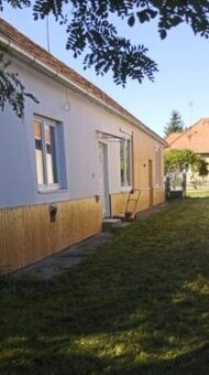 Rodinný dom - Lúčnica nad Žitavou