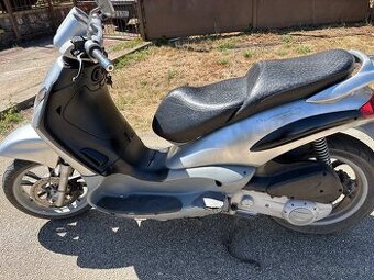 piaggio beverly 200