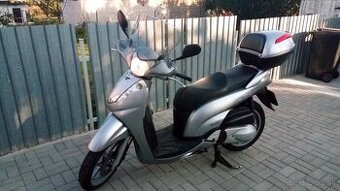 Honda SH 300
