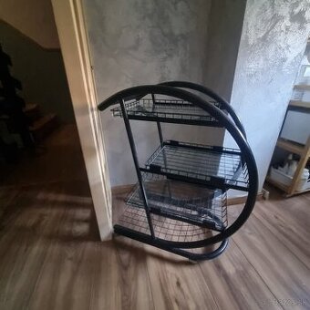 Kozmetické lehátko a stolík