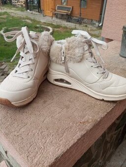 Skechers zateplené 33
