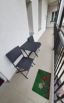 3 izbov  Centrum s sparkovacim.miestom
