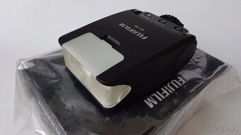 Fujifilm EF-20 TTL Flash