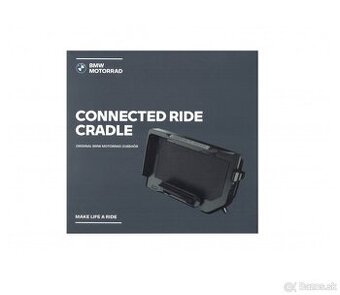 Držak telefónu na BMW motorku.