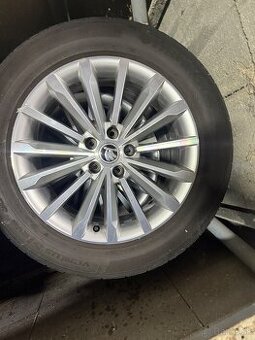 Trinity 5x112 R18 originál Skoda