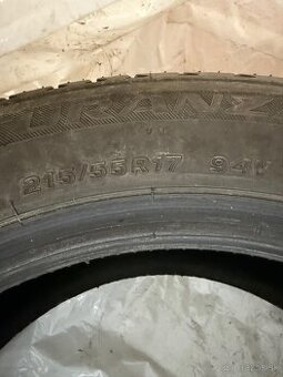Bidgestone 215/55R17 94V