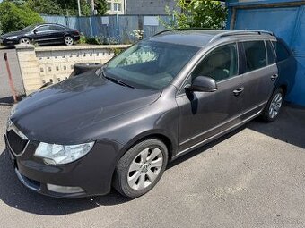 Škoda Superb Combi 1.6 TDI CR 2011