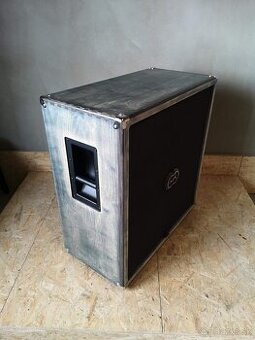 Coffee Lungo kabinet 4x12 custom made