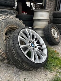 Kúpim 255/30 r19