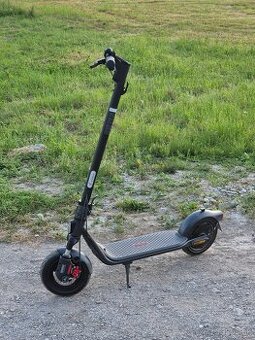 Elektrická kolobežka Segway eKickScooter F2 EII