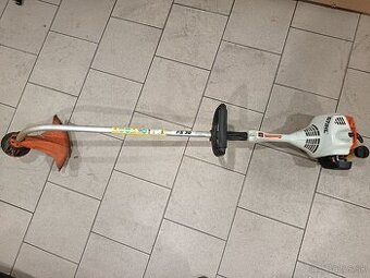Krovinorez Stihl FS38 nefunkcny