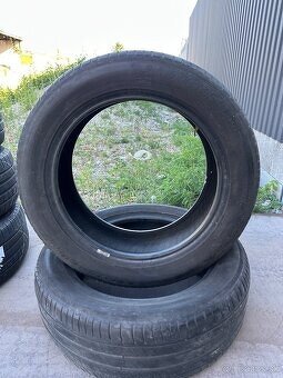 225/55 R18