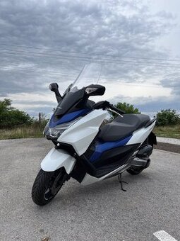 Honda Forza 125