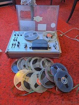 Kotucovy magnetofon B100