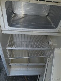 Chladnička s mrazničkou