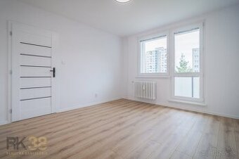 Na predaj štýlovo zrekonštruovaný 2-izbový byt na Novom Juhu