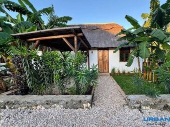 1 IZBOVÝ ROZPRÁVKOVÝ DOMČEK  V ZARIA GARDEN BUNGALOWS