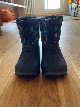 Chlapčenské zimné snehule, veľkosť 26