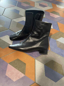 Mango clenkove cizmy