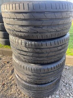 Letne Pneu hankook 235/35 r17