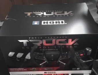 Volant HORI Truck Control System, Force Feedback, pre PC (HR