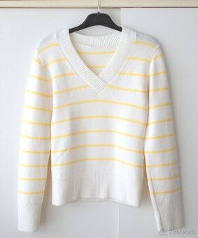 Bielo-žltý pulóver