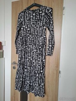 Šaty uk 6 eur 34