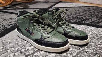 Prechodné topánky veľkosť 39