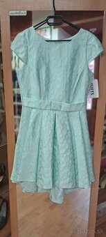 Nove spolocenske saty vel.M/L