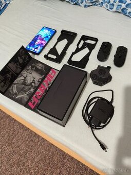 Predám ASUS Rog Phone 5 16GB/256GB + gamepad + Aero cooler
