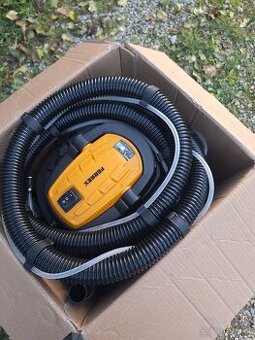 Priemyselny dielensky vysavac mokro sucho