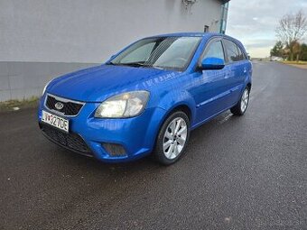 Predam kia rio 1.5crdi sport