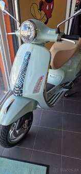 Vespa Primavera 125 Batik