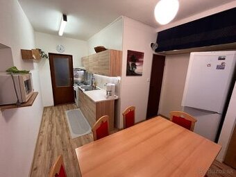 Prenájom 3 izbový byt